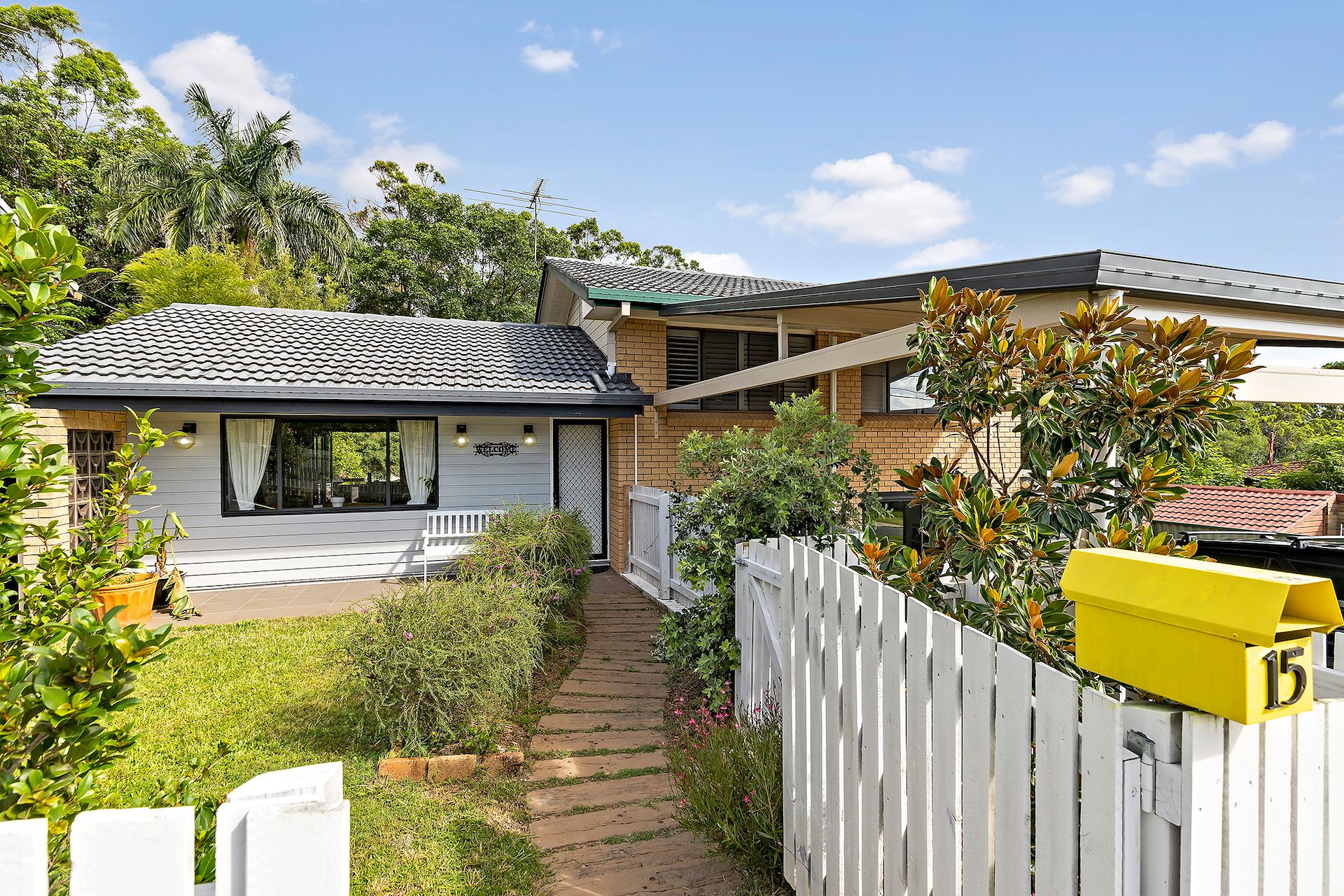 15 Avenue, Springwood, QLD 4127