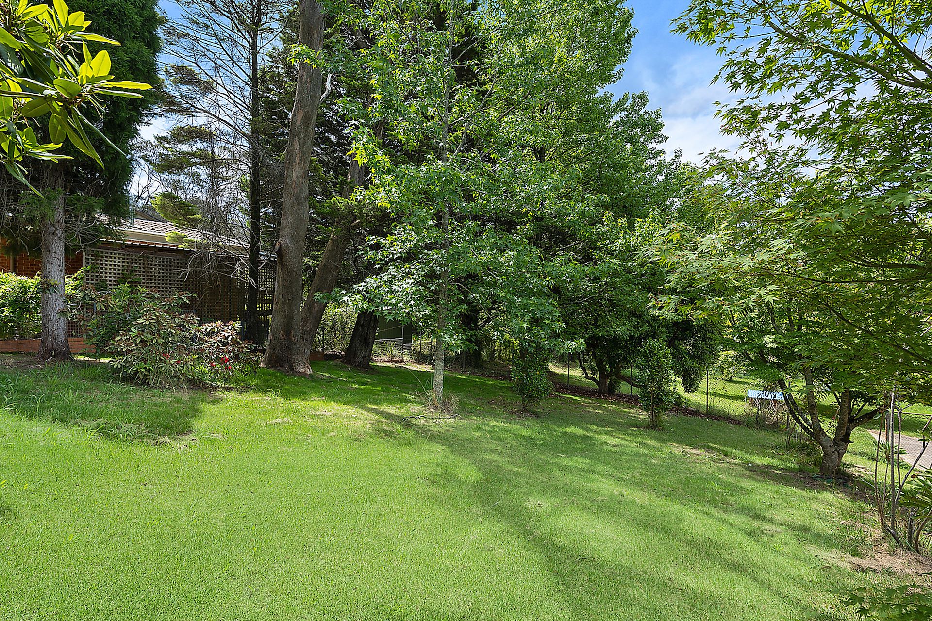 39 Armstrong Street, Wentworth Falls, NSW 2782